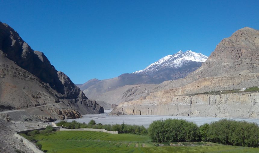 Upper Mustang Jeep Tour vs. Trek: Which is Better for 2026?